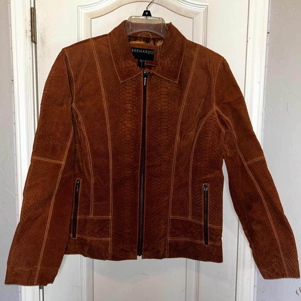 Bernardo Women’s Leather Coat size XL